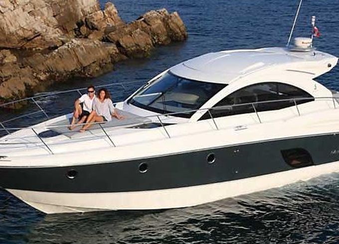 MonteCarloYachts 42