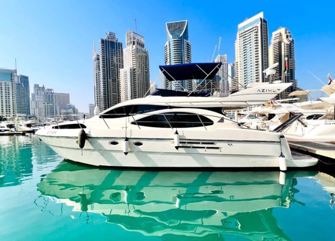 Azimut 46