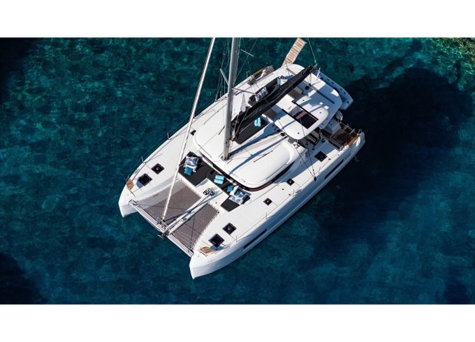 Lagoon 43