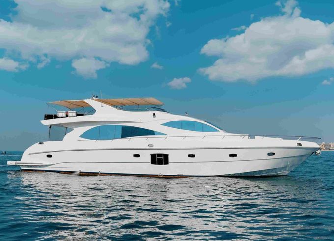 Majesty Yachts 92