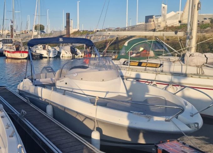 Bénéteau Flyer 650 Open