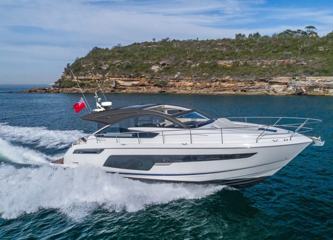 Fairline 50
