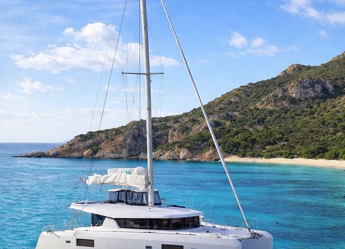 Lagoon 42