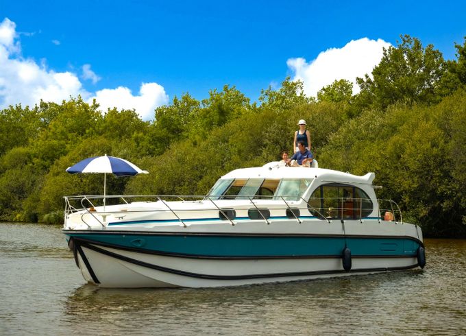 Nicols Yacht Nicols Estivale Sixto +