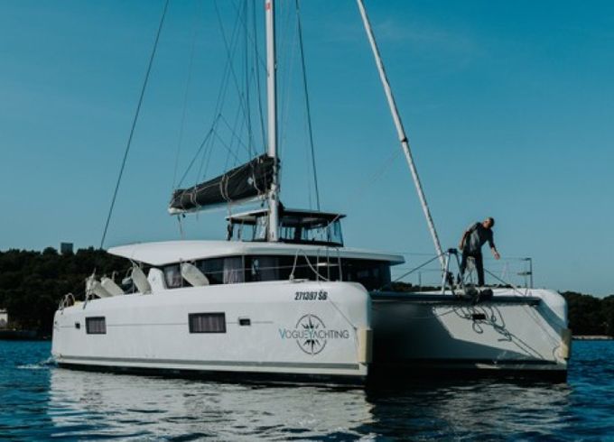 Lagoon 42