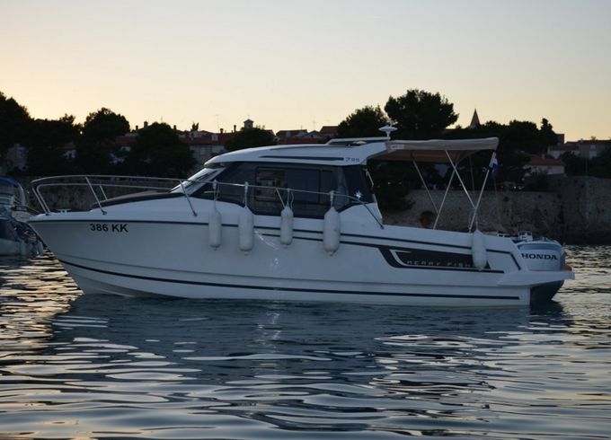 Jeanneau Merry Fisher 795
