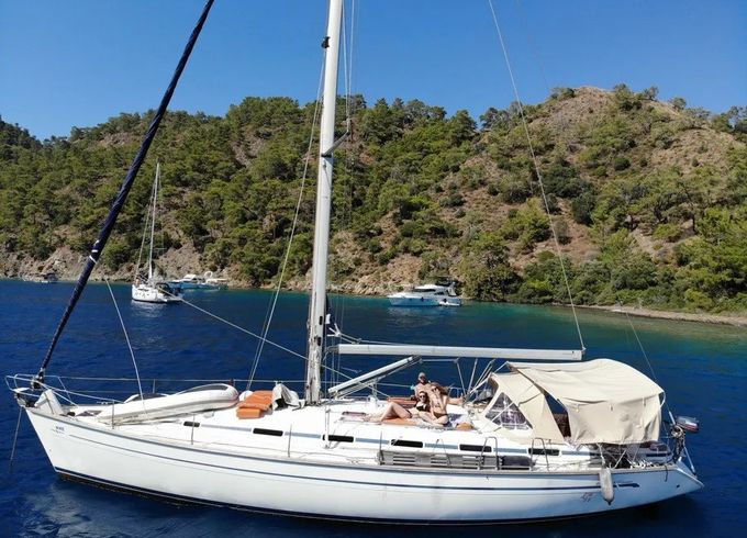 Bavaria 49