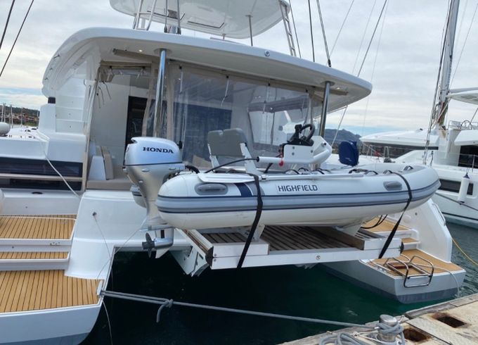 Lagoon 50