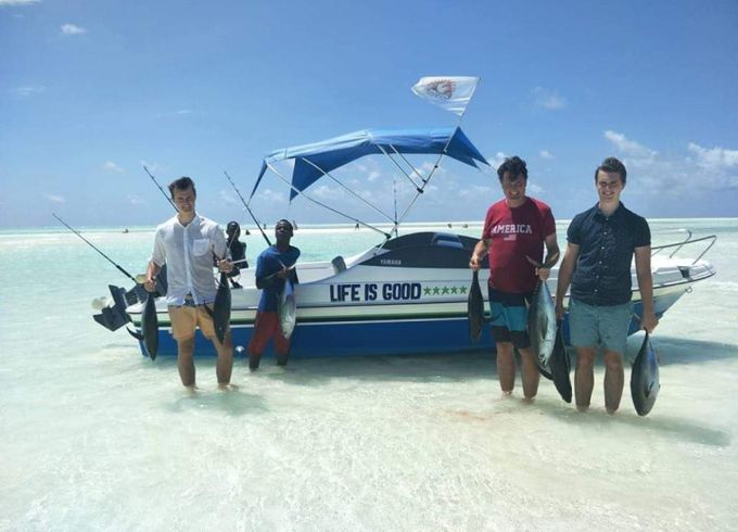 Chris Craft Calypso 30