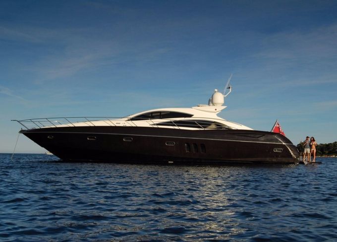 Sunseeker Predator 72