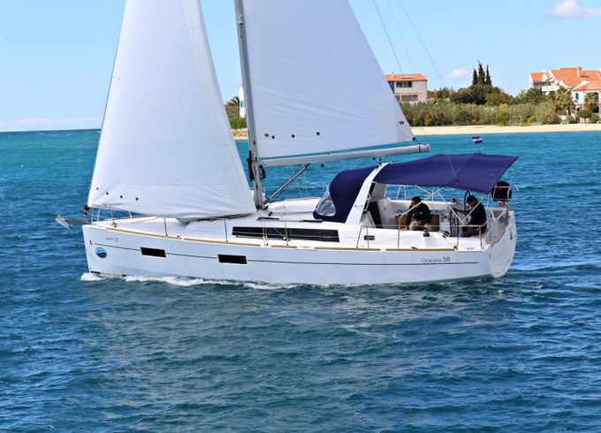 Bénéteau Oceanis 38.1