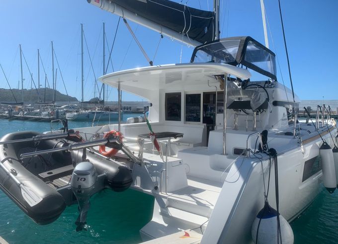 Lagoon 40
