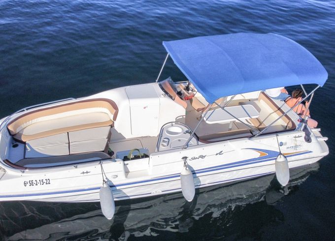 Sea Ray 240 Sundeck
