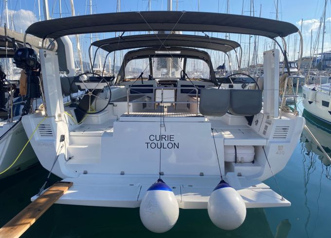 Dufour 470