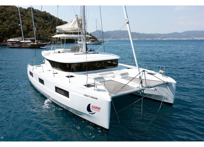 Lagoon 46