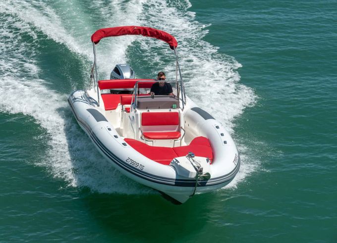 Marlin Boat MARLIN 790 DYNAMIC