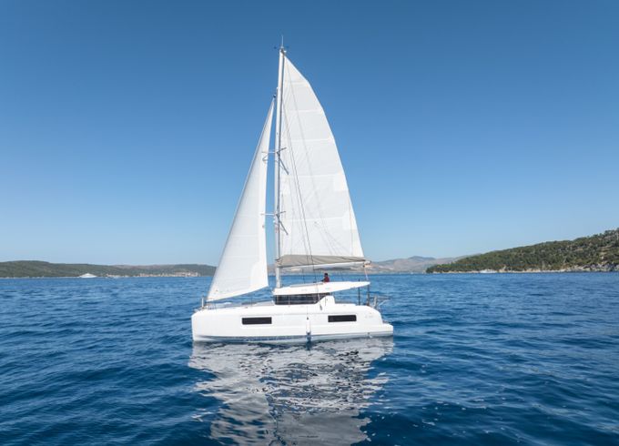Lagoon 38
