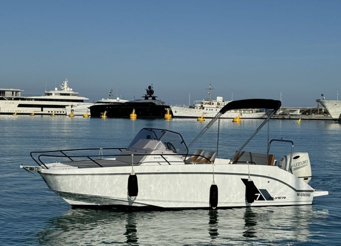 Bénéteau Flyer 7 SUNdeck