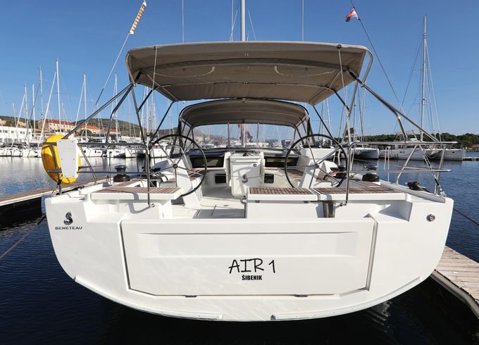 Bénéteau Oceanis 51.1