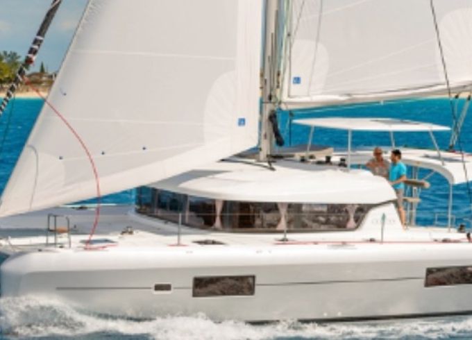 Lagoon 42