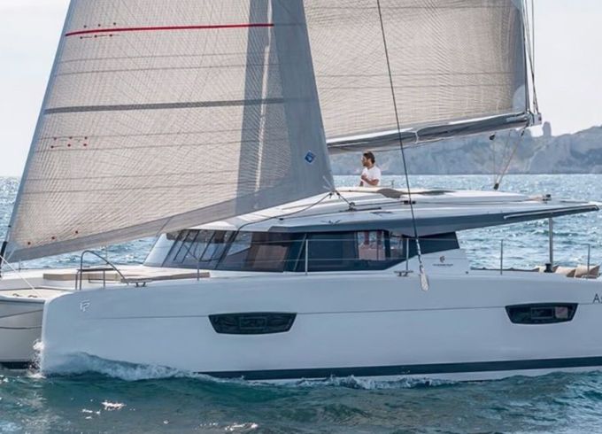 Fountaine Pajot Astrea 42