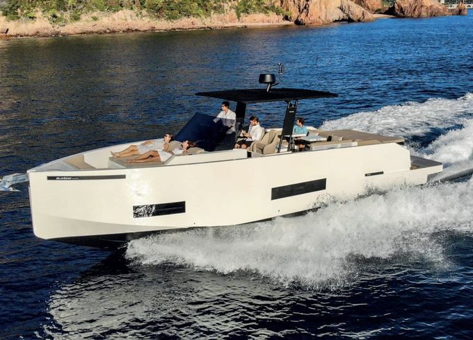 De Antonio D42