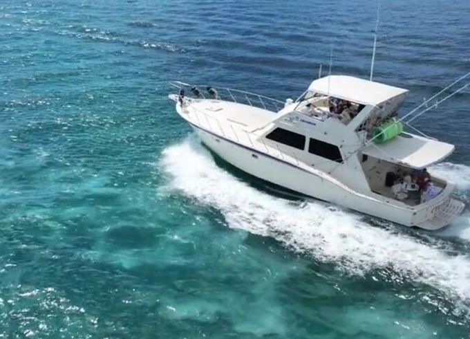 Hatteras 36 Convertible