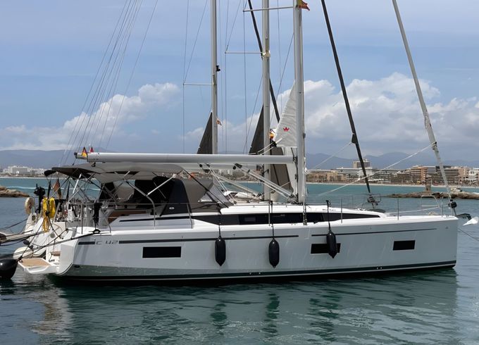 Bavaria C42
