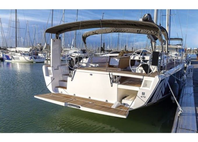 Dufour 470