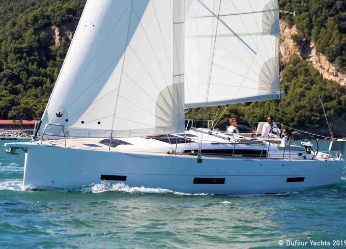 Dufour 430