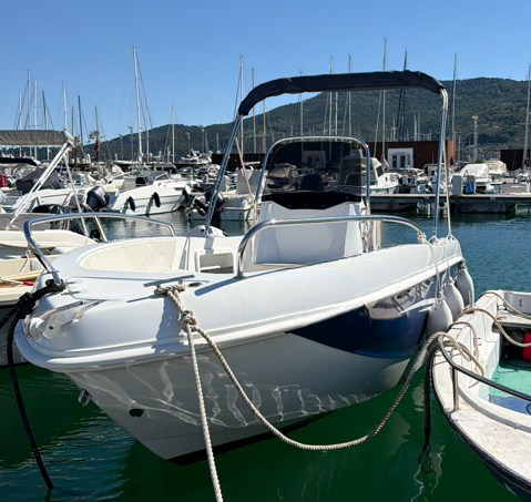 Trimarchi 57 S day
