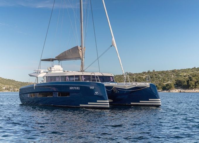 Dufour Catamarans 48 Sail