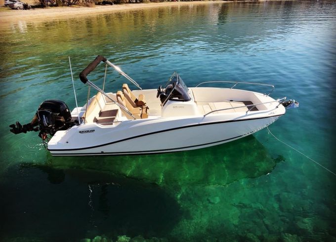 Quicksilver Activ 605 Open