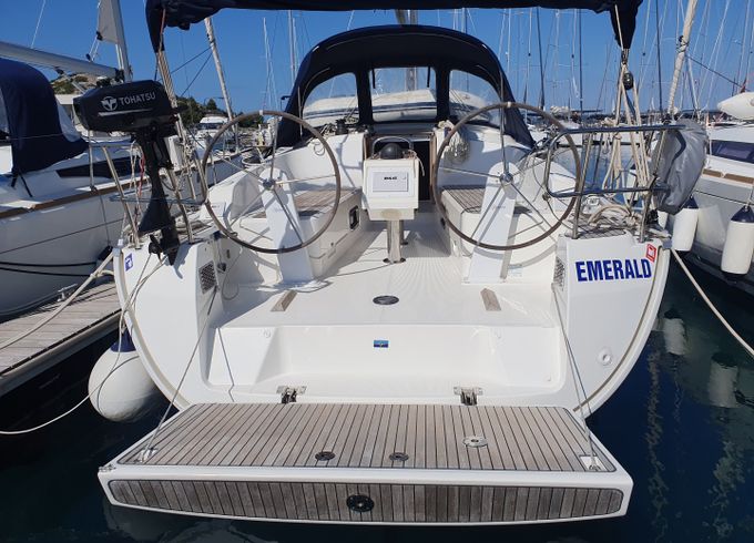 Bavaria Cruiser 37
