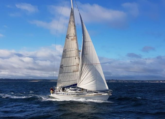 Cantiere Del Pardo Grand Soleil 42