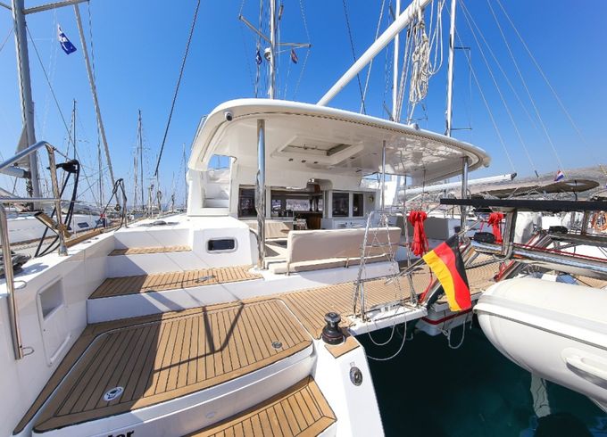 Lagoon 450 F