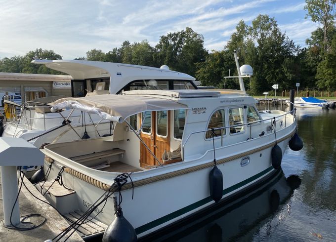 Linssen Sedan