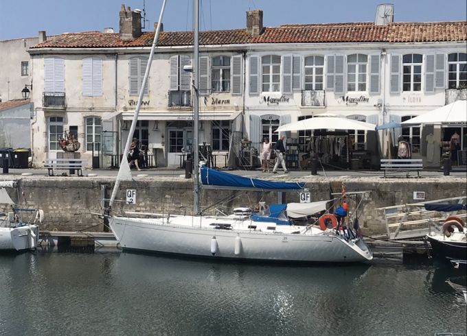 Dufour 35 Classic