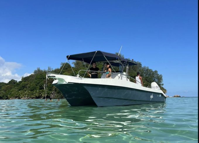 Powerboat 28ft