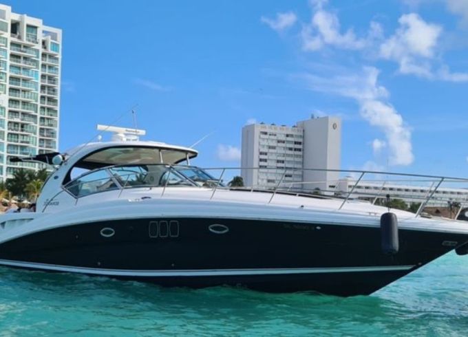 Sea Ray 450 Sundancer
