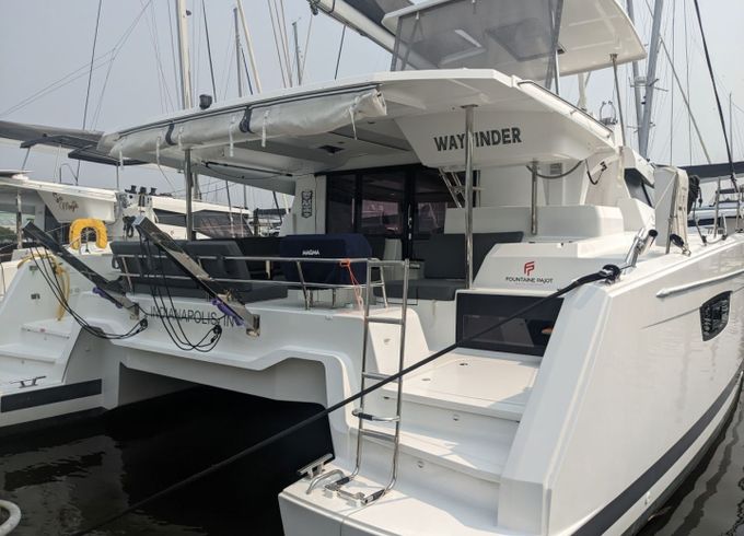 Fountaine Pajot Astrea 42
