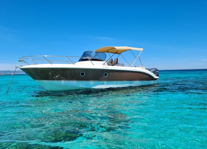 Sessa Marine Key Largo 30