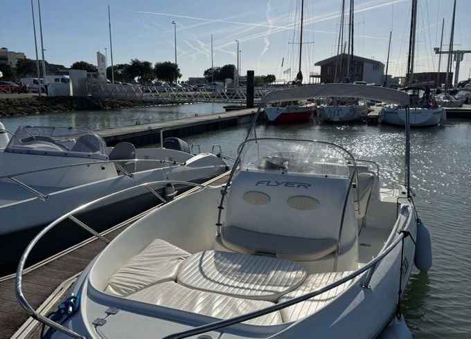 Bénéteau Flyer 650 Open