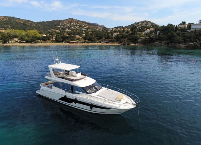 Prestige 590