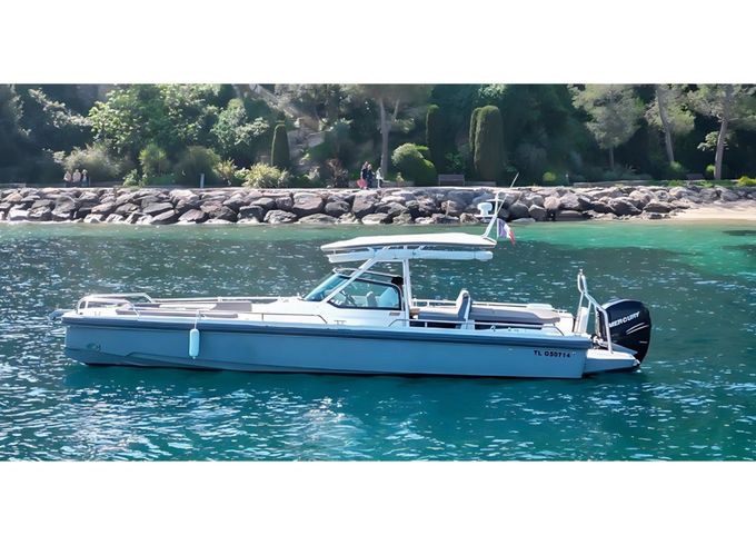 Axopar 28 T-Top