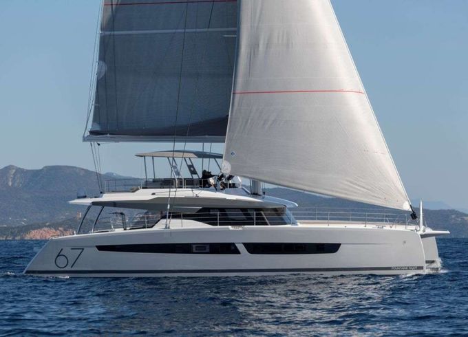 Fountaine Pajot Sapphire
