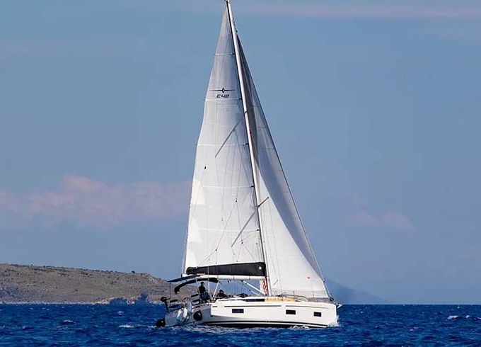 Bavaria C42
