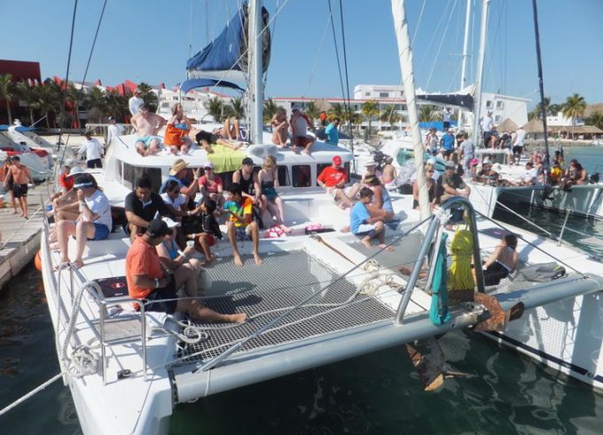 Lagoon 550