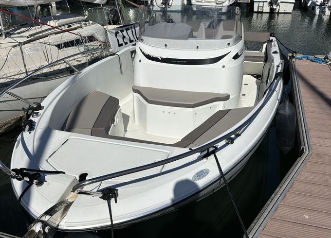 Jeanneau CAP CAMARAT 6,5 CC Style
