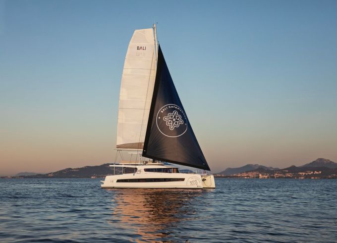 Bali 5.8 (4 cabins)